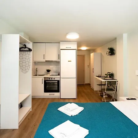 Dragoumi Convenience Spot Apartment *
